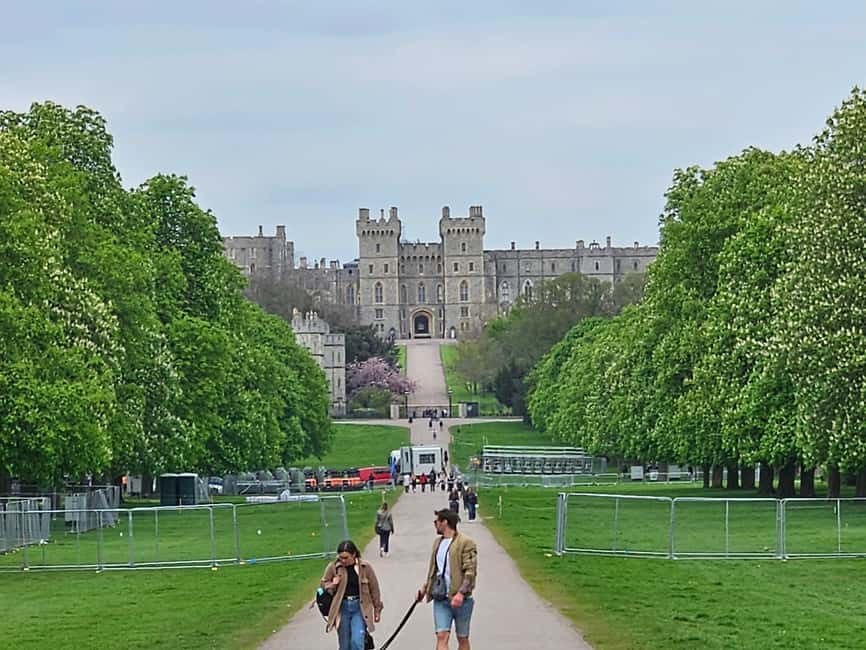 bild nr.6 av Southampton: Transfer till Heathrow via Stonehenge & Windsor aktivitet i Amesbury, uppladdad av arrangören