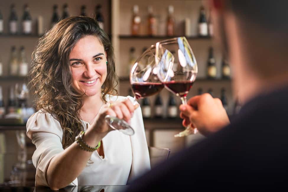billede nr.2 af aktiviteten The Madama: Vinsmagning i La Morra i Barolo, uploadet af udbyder