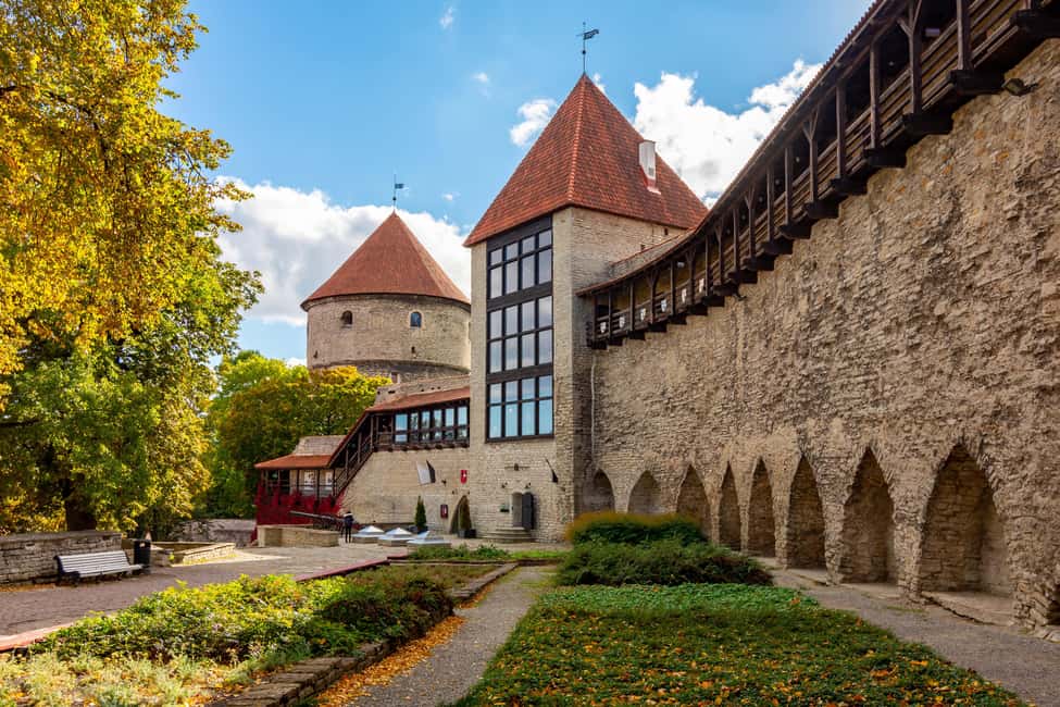 Immagine nº 9 di Tallinn: Tour guidato a piedi dei punti salienti della città attività a Tallinn, caricata dal fornitore