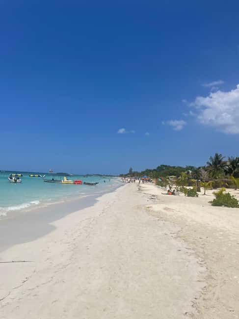 imagem n.10 de Passeio de barco em Negril 7 Miles Beach e Booby Cay saindo de Montego Bay atividade em Negril, carregada pelo fornecedor