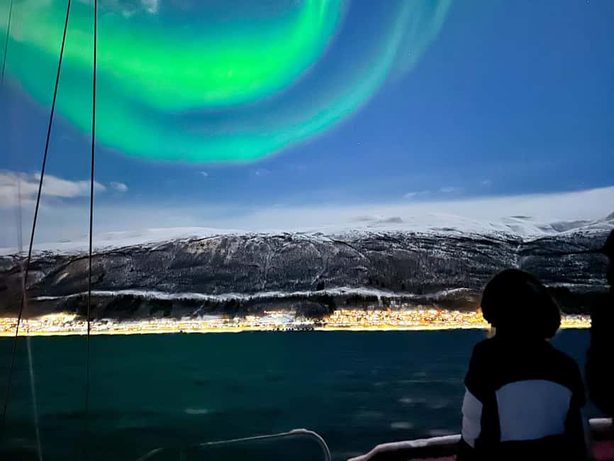 image n.8 of Tromso: Luxury Northern Lights Cruise with Hot Tub & Dinner activity in Tromsø, uploaded by supplier