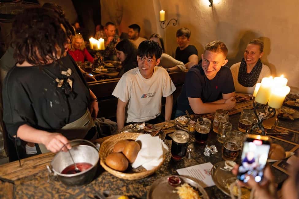 imagen n.º 11 de Desde Praga: Cena Medieval, Espectáculo, Castillo y Cervecería actividad en Detenice, subida por el proveedor