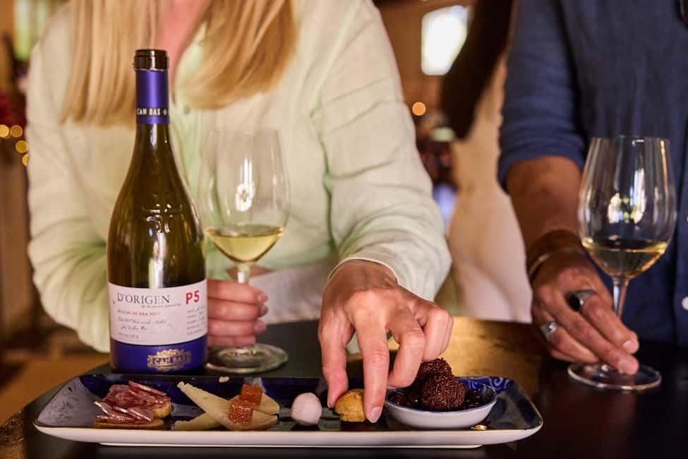 Bild Nr. 3 von Von Barcelona aus: Penedés Vineyards Tour mit 4WD und Wein & Cava Aktivität in Barcelona, hochgeladen vom Anbieter