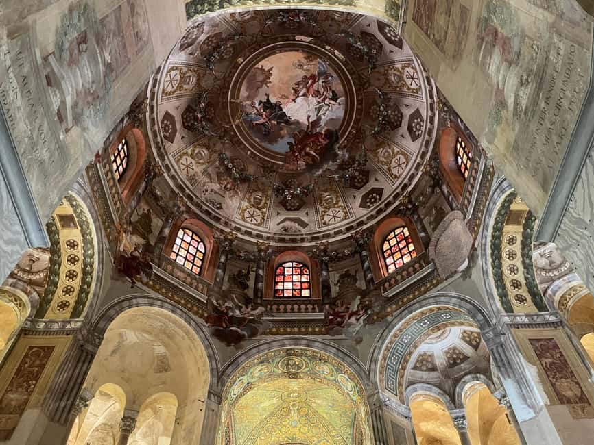 Immagine nº 15 di Ravenna: tour privato esclusivo a piedi con un esperto locale attività a Ravenna, caricata dal fornitore