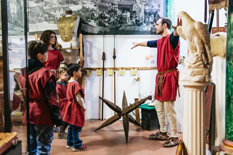 imagem n.9 de Roma: Escola de Gladiadores de 2 horas atividade em Roma, carregada pelo fornecedor