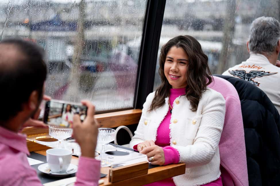 image n.6 of London: 4 Course Lunch Tour by Luxury Coach activity in London, uploaded by supplier