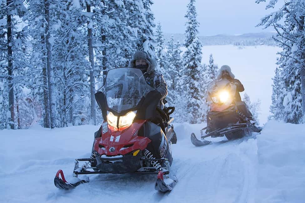 bild nr.1 av Kiruna: Guidad snöskotertur med lunch aktivitet i Kiruna, uppladdad av arrangören