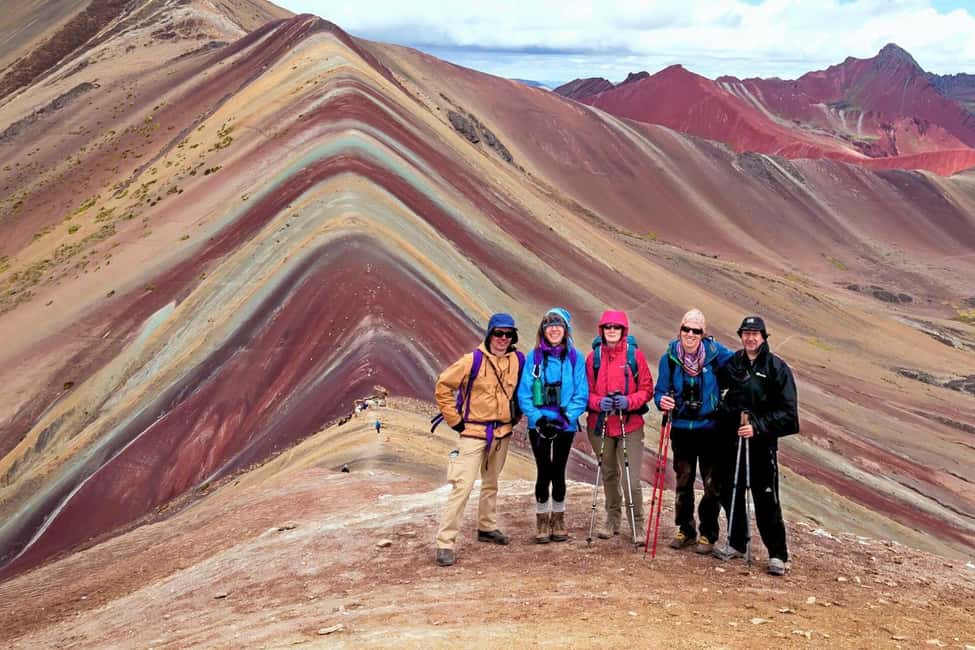 afbeelding n.1 van Cusco: Regenboogberg en Rode Vallei met gids en maaltijden activiteit in Regio Cuzco, geüpload door aanbieder