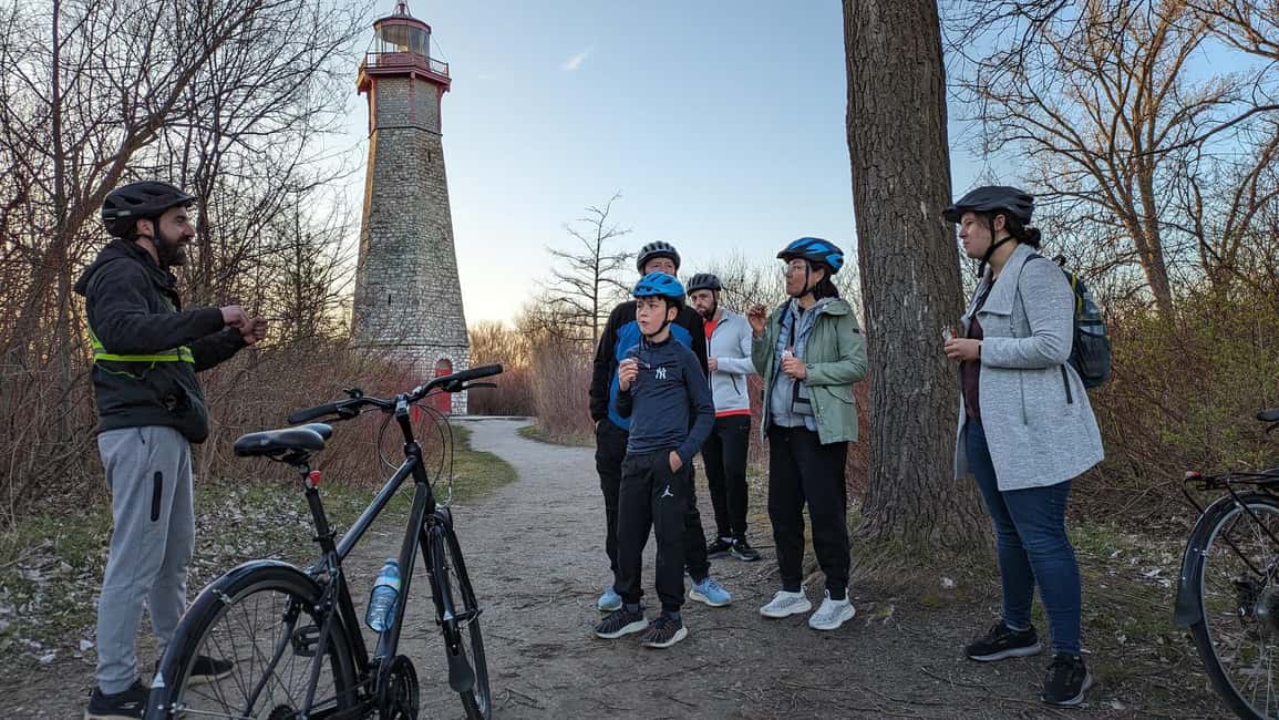 image n.4 of Toronto Islands: Morning or Twilight 3.5-Hour Bike Tour activity in Toronto, uploaded by supplier