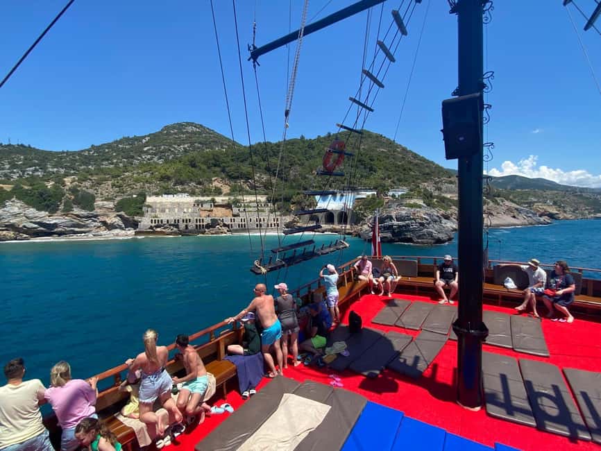 image n.16 of Alanya: Pirate Ship Cruise with Food and Swimming Stops activity in Alanya, uploaded by supplier