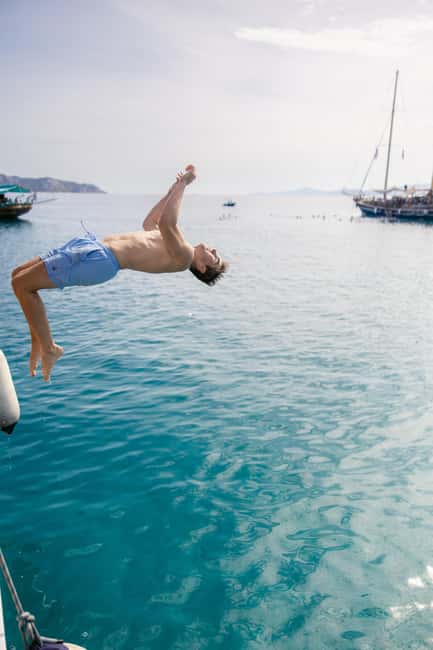 image n.3 of Sunset Dinner Cruise: Swim Stop, Drinks & Onboard Dining activity in Athens, uploaded by supplier