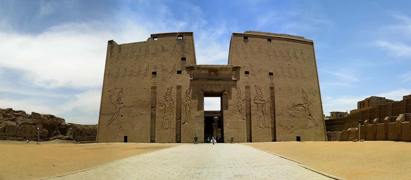 imagem n.13 de De Luxor: Excursão particular aos templos de Edfu e Kom Ombo e almoço atividade em Edfu, carregada pelo fornecedor