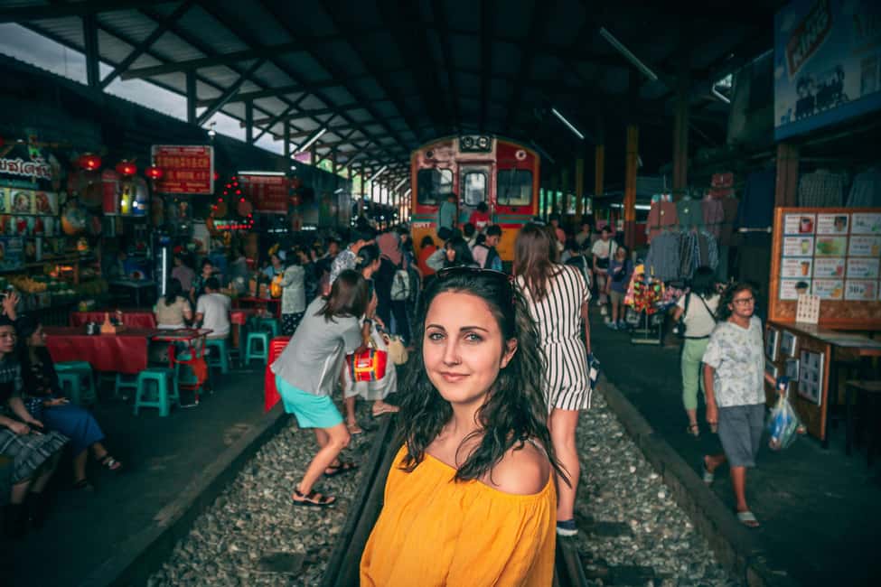 imagem n.6 de Bangkok: Excursão de 1 dia a Ayutthaya, ferrovia e mercados flutuantes atividade em Ayutthaya, carregada pelo fornecedor