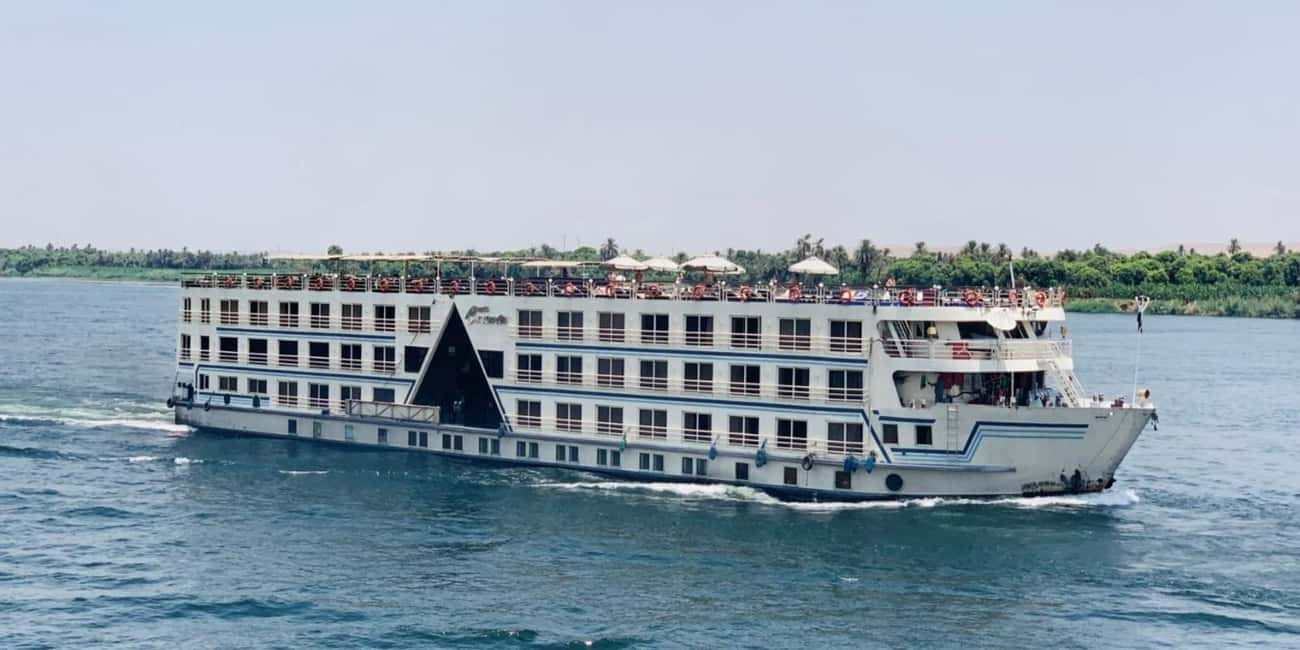 imagem n.2 de De Luxor: Cruzeiro de 3 dias no Nilo para Aswan com guia particular atividade em Luxor, carregada pelo fornecedor