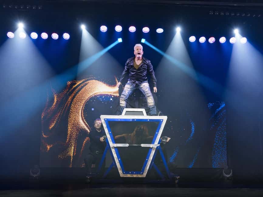 image n.10 of Niagara Falls, Canada: Wild Magic Show Ticket activity in Niagara Falls, Ontario, uploaded by supplier