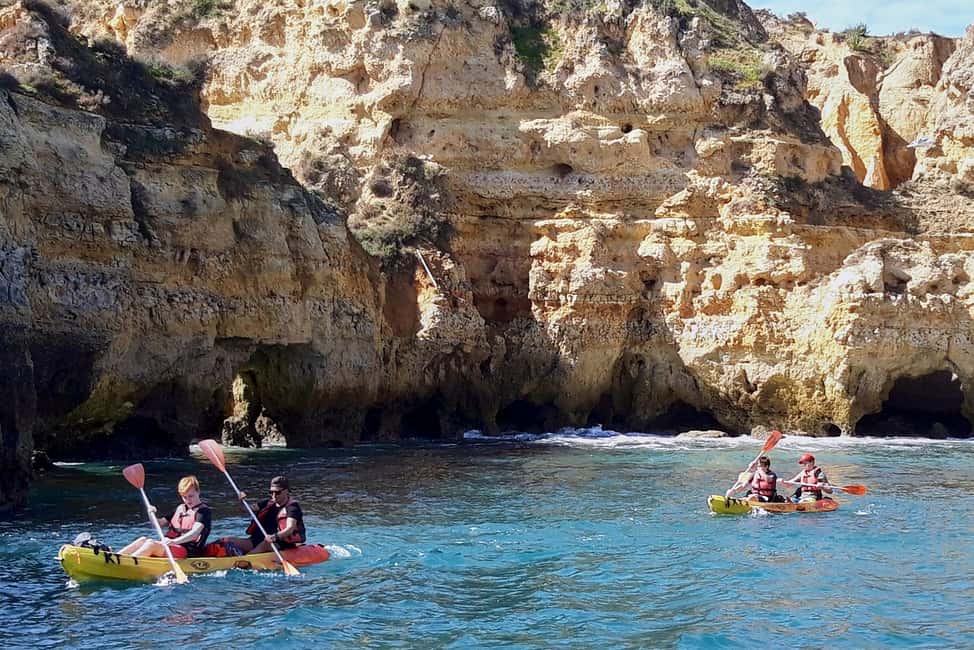imagen n.º 4 de Lagos: tour guiado en kayak actividad en Lagos, Portugal, subida por el proveedor