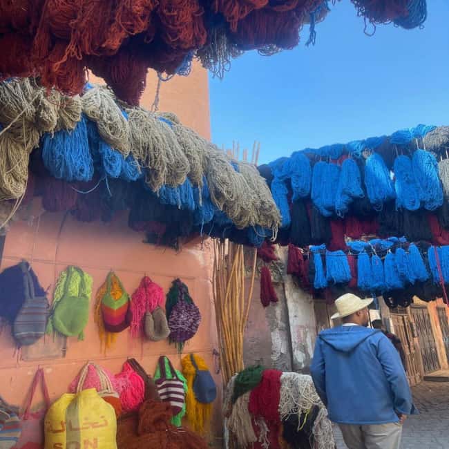 Immagine nº 9 di Marrakech: Tour a piedi di 3 ore dei monumenti, dei souk e della Medina vecchia attività a Marrakech, caricata dal fornitore