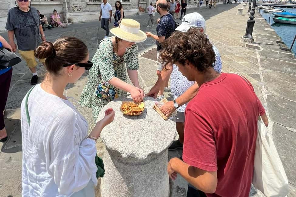 Immagine nº 1 di Trieste: tour guidato a piedi per buongustai attività a Trieste, caricata dal fornitore