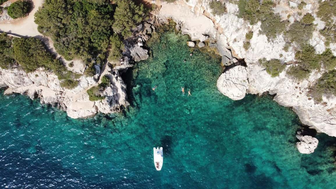 image n.16 of Alghero: Boat Tour with Snorkeling in Porto Conte activity in Alghero, uploaded by supplier