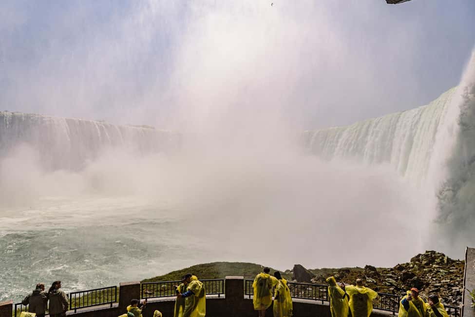 Obraz nr 31 z atrakcji Wodospad Niagara: wczesny dostęp łodzią i wycieczka za wodospadem w Wodospad Niagara w Kanadzie, przesłany przez organizatora