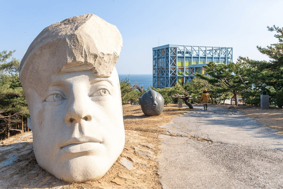 image n.13 of Seoul: Gangneung from K-Pop Band Bus Stop to Anmok Beach activity in Gangneung-si, uploaded by supplier