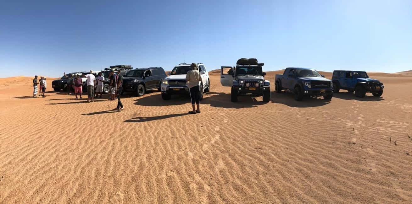 Obraz nr 8 z atrakcji Muscat: Prywatne pustynne safari z napędem na 4 koła w Al-Mintakat asz-Szarkijja, przesłany przez organizatora