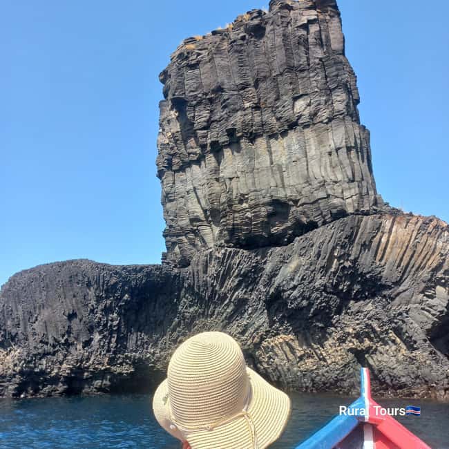 imagem n.7 de Passeio de barco para a caverna de Águas Belas + churrasco atividade em Assomada, carregada pelo fornecedor