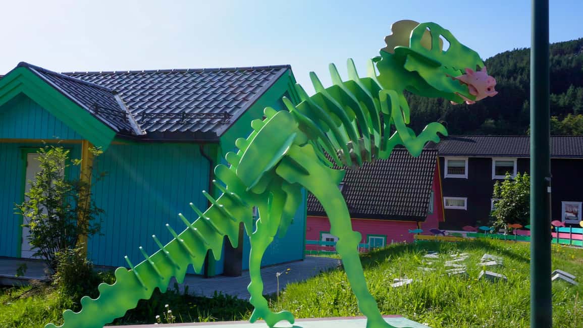 Immagine nº 4 di Måløy: Tour di Kannesteinen e del villaggio colorato attività a Hordaland Fylke, caricata dal fornitore