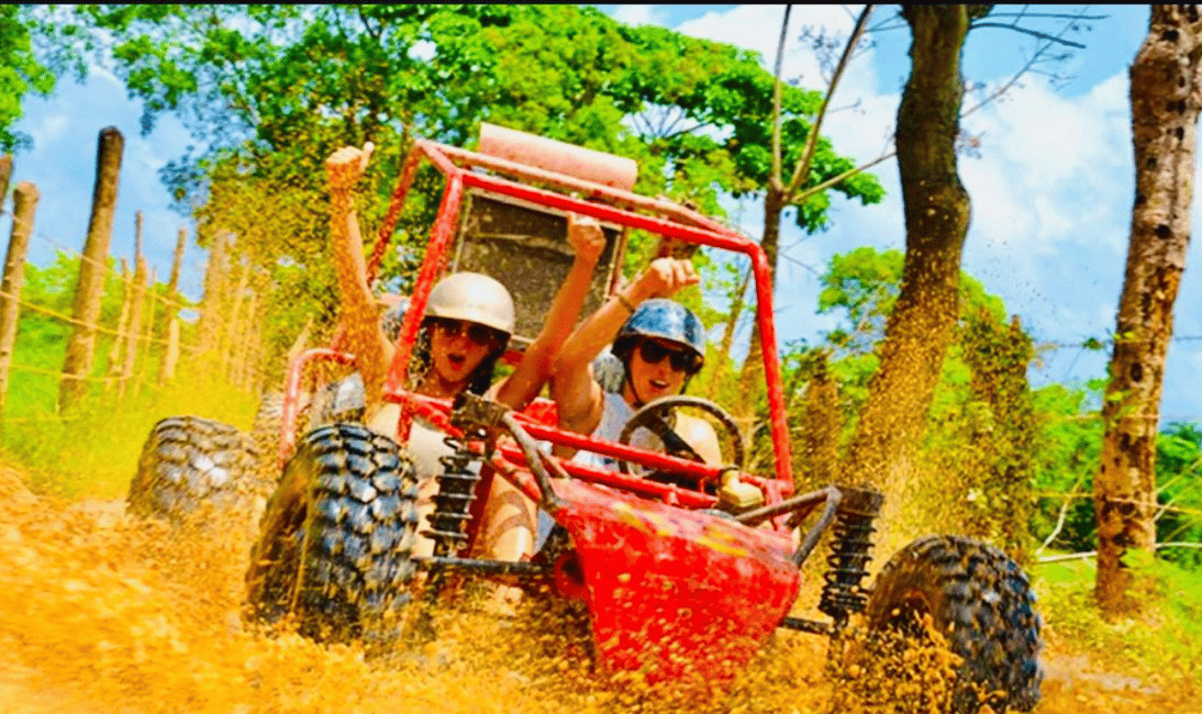 imagem n.1 de Punta Cana: Passeio de buggy ou quadriciclo na praia e visita ao cenote atividade em Punta Cana, carregada pelo fornecedor