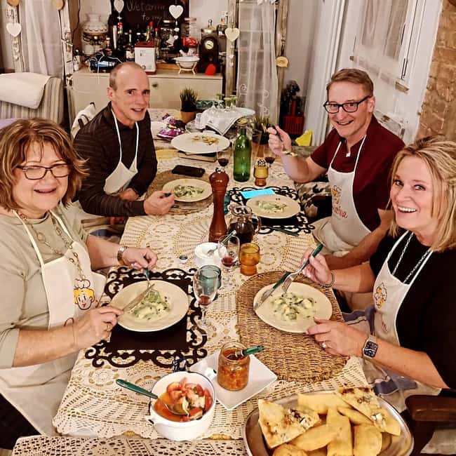Immagine nº 60 di Certaldo: lezione di cucina tipica toscana e pasto conviviale attività a Gambassi, caricata dal fornitore