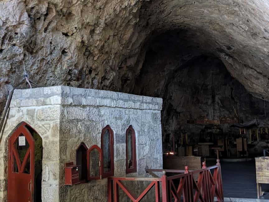 image n.15 of Kutaisi: Chiatura Cable Cars & Katskhi Pillar Guided Tour activity in Chiatura, uploaded by supplier