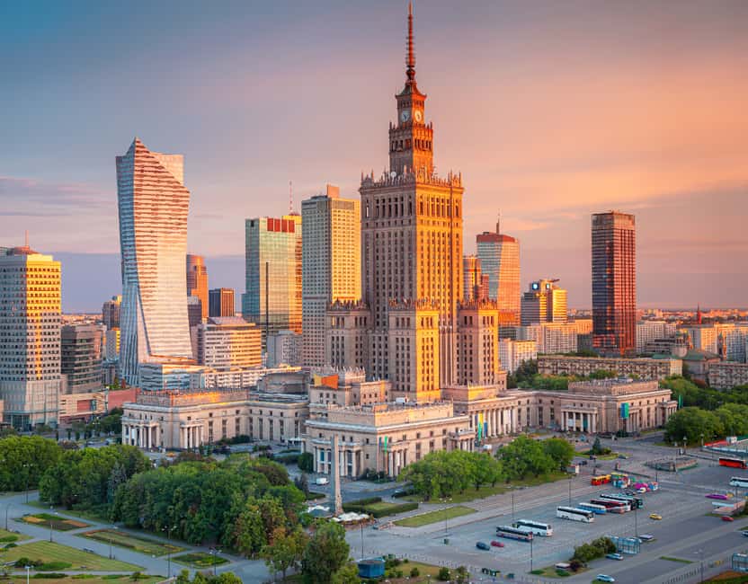 image n.5 of Limousine Transfer: Warsaw Chopin Airport to City Center activity in Warsaw, uploaded by supplier