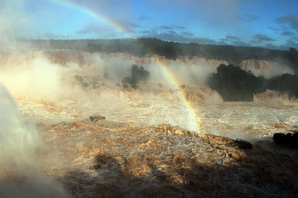 imagem n.3 de Foz do Iguaçu: Excursão de um dia às Cataratas do Iguaçu do lado do Brasil/Argentina atividade em Puerto Iguazú, carregada pelo fornecedor