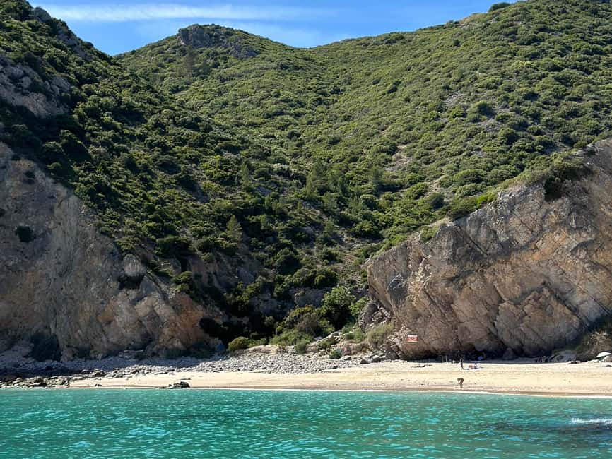 imagem n.5 de Sesimbra: Praias e Grutas Secretas atividade em Distrito de Lisboa, carregada pelo fornecedor