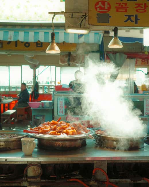 image n.6 of Taste of Jeju: A Culinary Journey Through Traditional Market activity in Jeju-si, uploaded by supplier