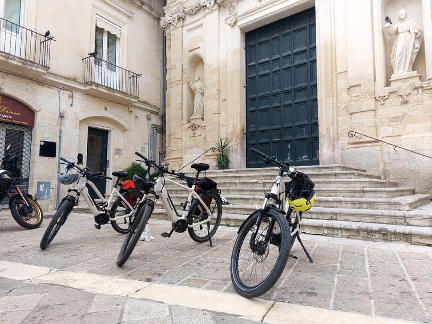 Immagine nº 5 di Lecce: tour in e-bike a Galatina con frantoio e degustazione di vino attività a Corigliano D'otranto, caricata dal fornitore