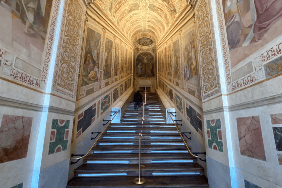 image n.6 of Rome: St. John Lateran Complex with Holy Stairs Private Tour activity in Rome, uploaded by supplier