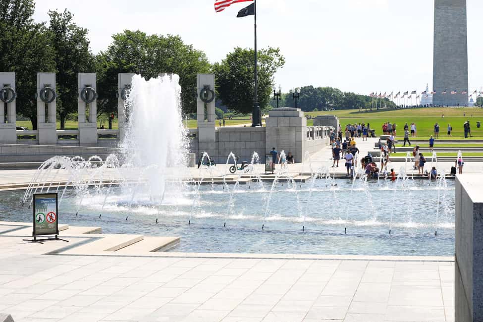 image n.10 of Washington DC: Monuments and Memorials Bike Tour activity in Washington, DC, uploaded by supplier