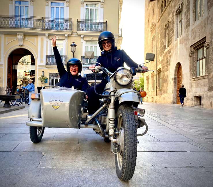Bild Nr. 1 von Valencia: Die Highlights Tour im Oldtimer-Seitenwagen Aktivität in Valencia, hochgeladen vom Anbieter