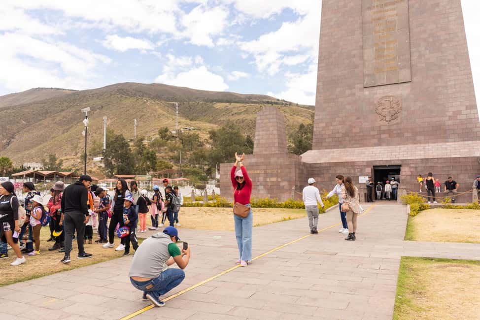 image n.7 of Quito: Mitad del Mundo, Monumento, Museodel Sol, and Cráter activity in Quito, uploaded by supplier