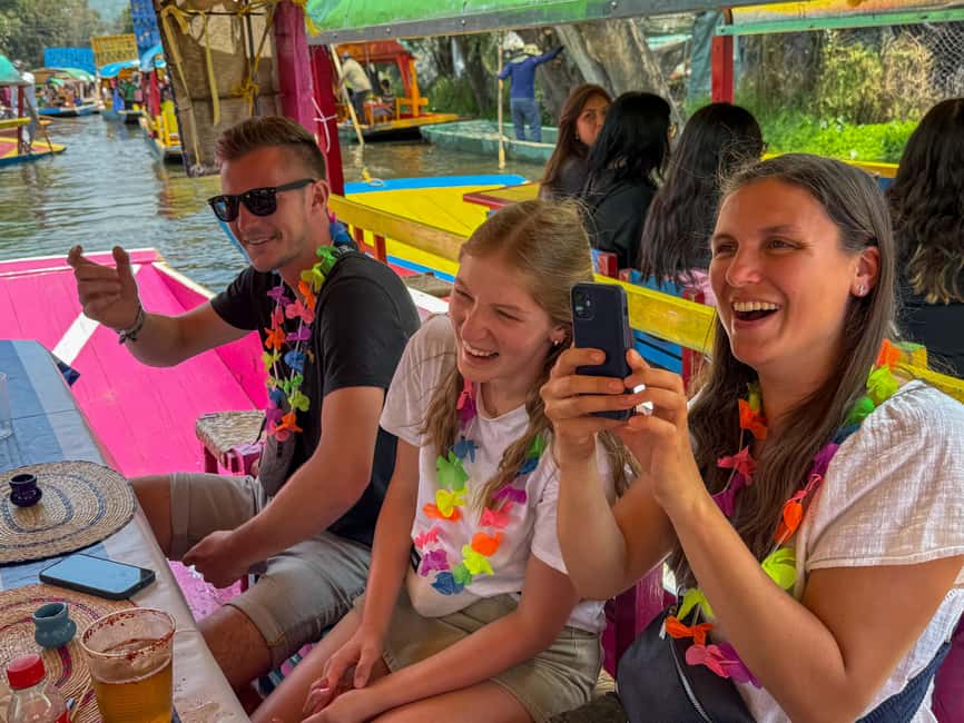 imagen n.º 17 de Xochimilco: Degustación de tequila (ilimitado) y fiesta cultural en bote actividad en Ciudad de México, subida por el proveedor