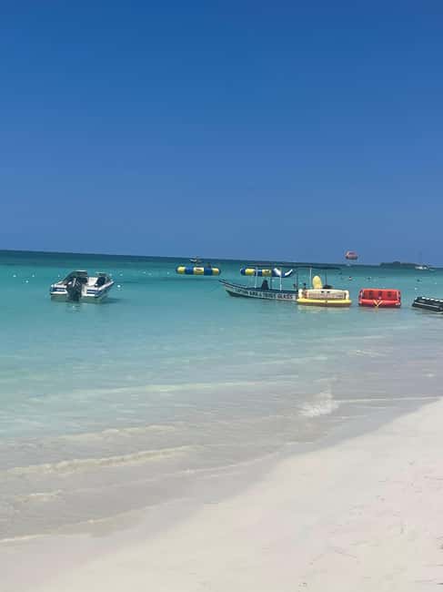 imagem n.11 de Passeio de barco em Negril 7 Miles Beach e Booby Cay saindo de Montego Bay atividade em Negril, carregada pelo fornecedor