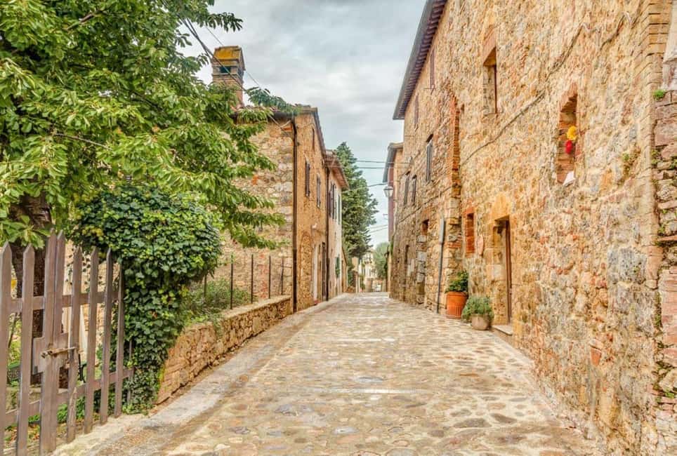 Immagine nº 11 di Tour del Chianti Brunch: Pranzo e degustazione di vini attività a Monteriggioni, caricata dal fornitore