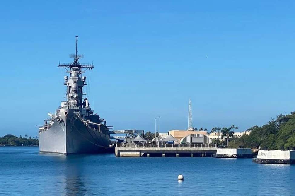 Immagine nº 2 di Honolulu: Pearl Harbor, USS Arizona e nave da guerra Missouri attività a Hawaii, caricata dal fornitore