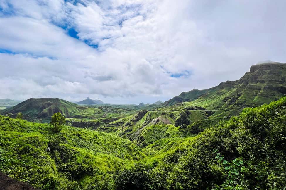 image n.1 of Island tour with German-speaking guide for cruise guests activity in Santiago Island, Cape Verde, uploaded by supplier