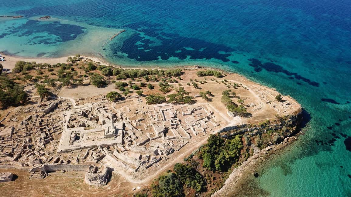 image n.4 of Athens: Aegina Island Small Group Premium Guided Tour activity in Central Greece, uploaded by supplier