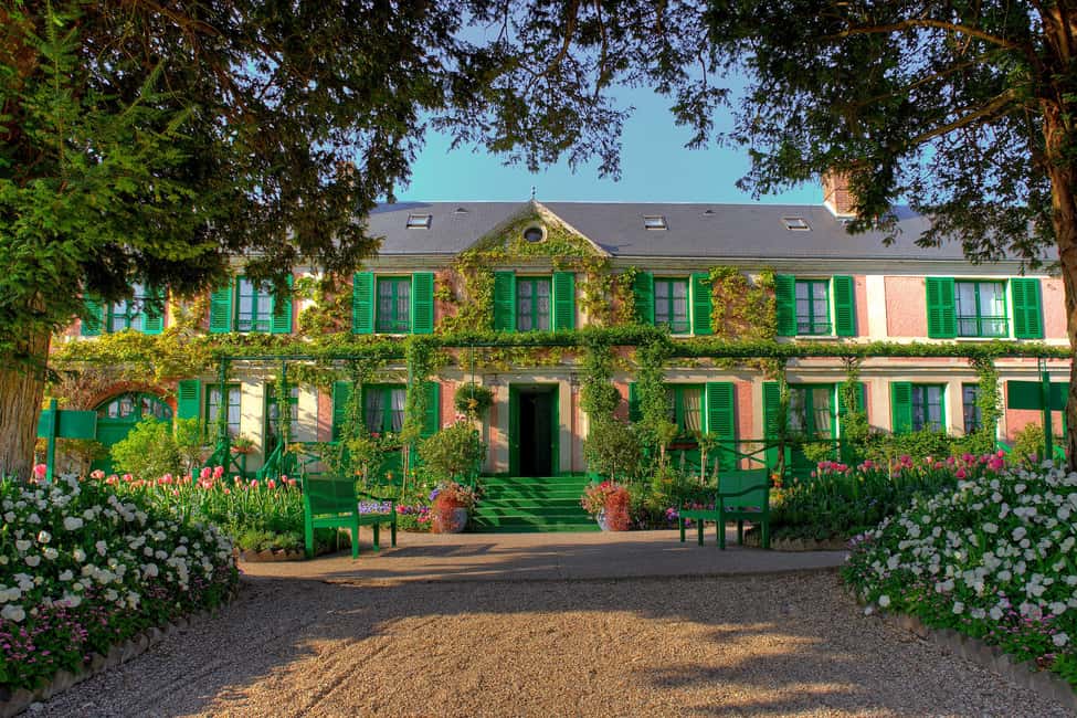 imaginea n.13 a activității Din Paris: Centrul McArthurGlen și vizită la casa lui Monet din Giverny în Paris, încărcată de organizator