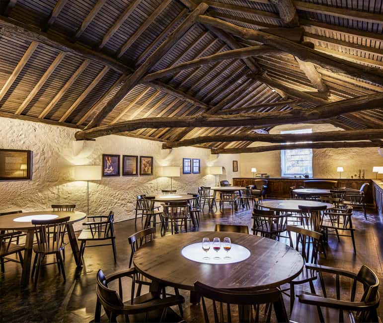 Bild Nr. 4 von Porto: Cockburn's Port Lodge Tour und Verkostung Aktivität in Vila Nova de Gaia, hochgeladen vom Anbieter