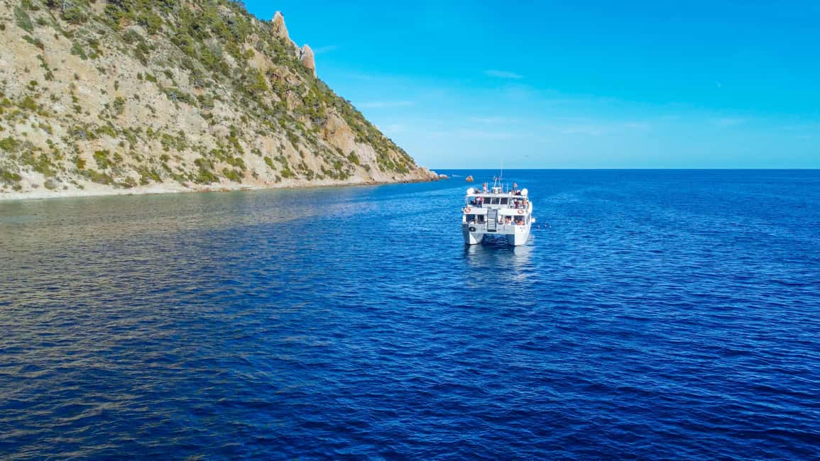 Image N°16 de Ibiza : Formentera, bateau tout compris, paddle, plongée avec tuba et déjeuner activité à Îles Baléares, publiée par le prestataire