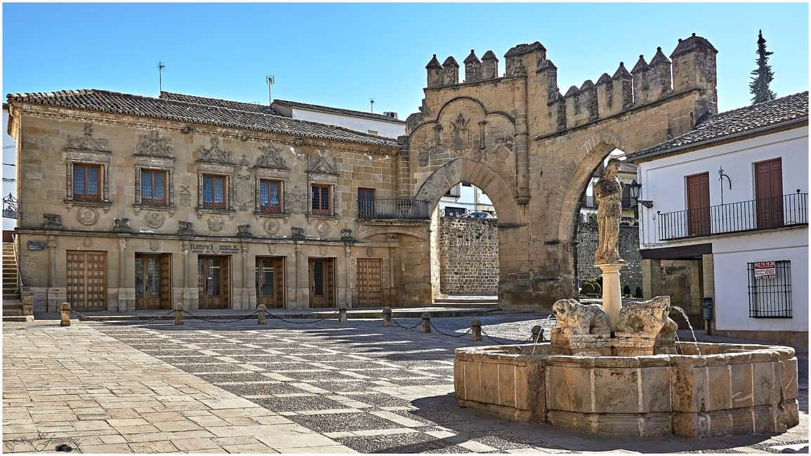 image n.6 of Baeza: Tour a pie monumentos destacados activity in Baeza, uploaded by supplier